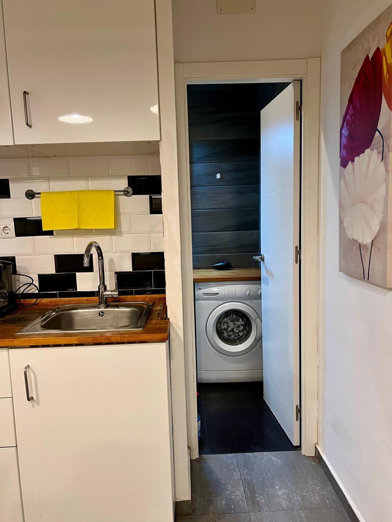 Apartamento Bonito Apartamento En Raval Bcn Cerca De Todo Barcelona